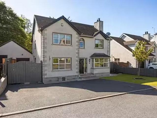 House for sale in Ballynahinch