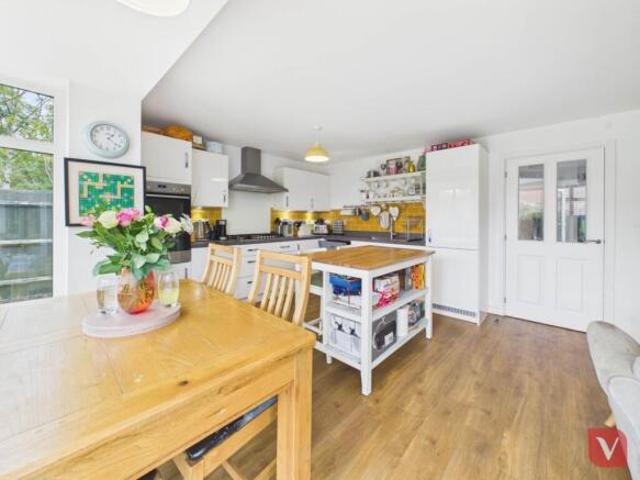 Farm for sale in Luton