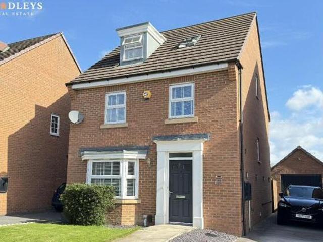 House for sale in Castleford, Wakefield