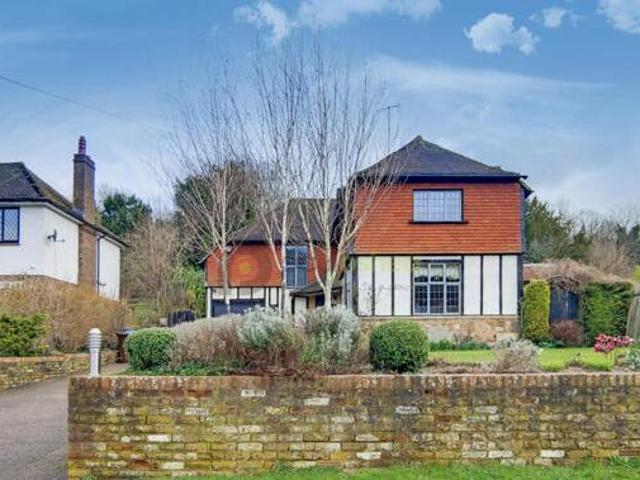 House for sale in Hillview, Surrey