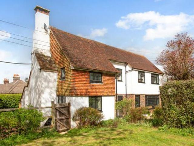 House for sale in Hillview, Surrey