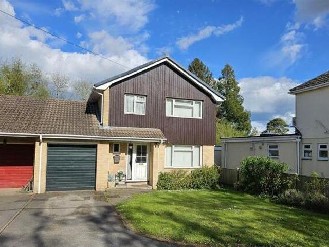 House for sale in Lyons, Greater London