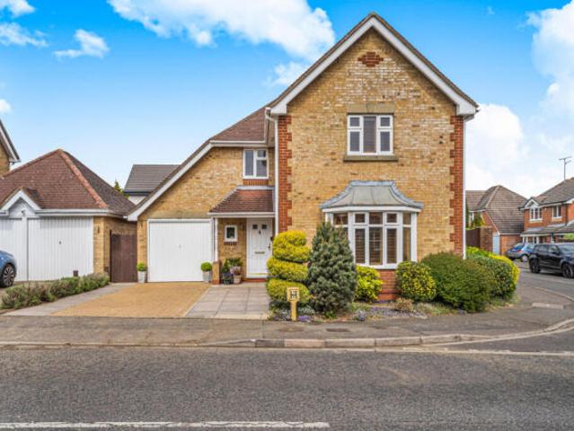 Farm for sale in Spring Park, Luton