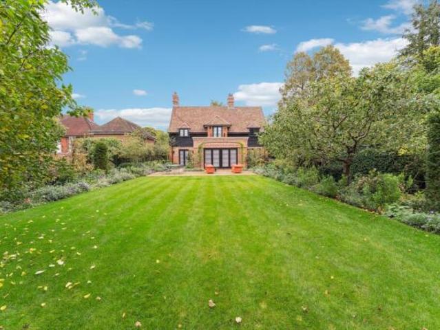 Townhouse for sale in The Slade, Oxfordshire