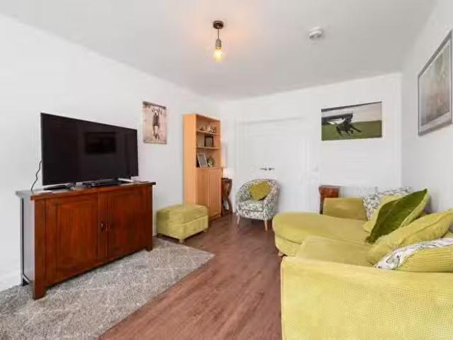House for sale in Muirhouses