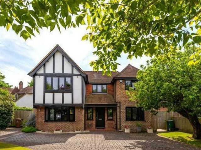 House for rent in Surrey
