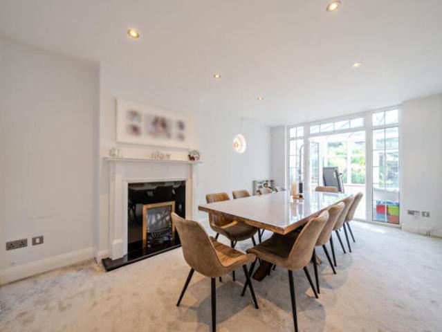 Farm for sale in Orpington, Greater London