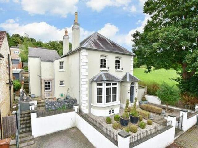 House for sale in Chatham Docks, Chatham