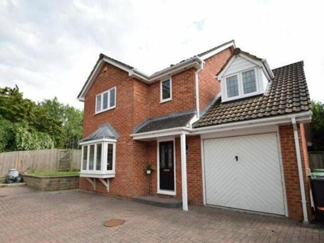 House for sale in Chatham Docks, Chatham