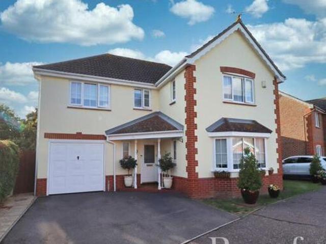 House for sale in Chancellor Park, Chelmsford