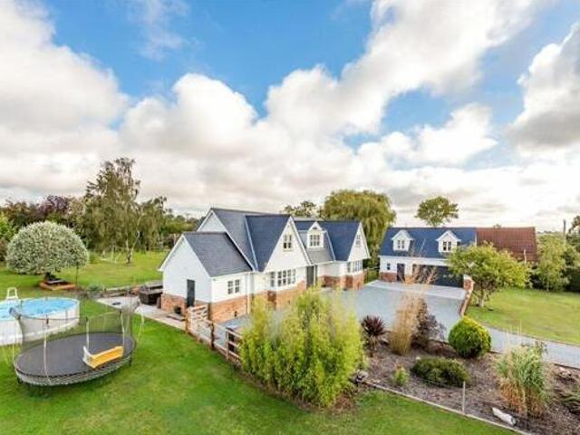 House for sale in South Hanningfield, Chelmsford