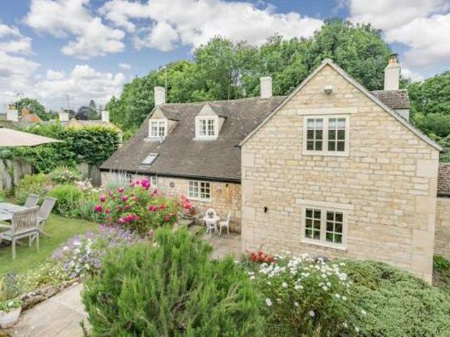 House for sale in Golden Valley, Gloucestershire