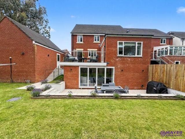 Farm for sale in Mount Wise