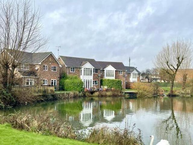 House for sale in Swindon, England