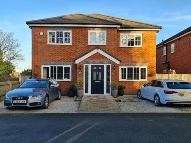 House for sale in Hough Green, Two Mills
