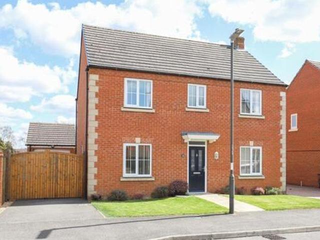 House for sale in Loundsley Green, East Midlands