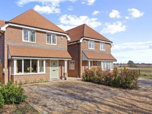 House for sale in Littlecote, West Sussex