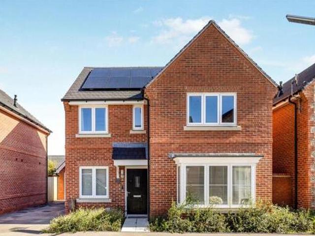 House for sale in Littlecote, West Sussex