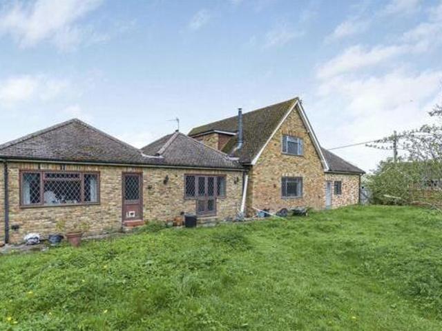 House for sale in Henton, Berrick Salome