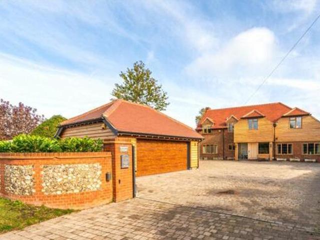 House for sale in Henton, Berrick Salome
