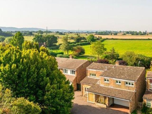 House for sale in Henton, Berrick Salome