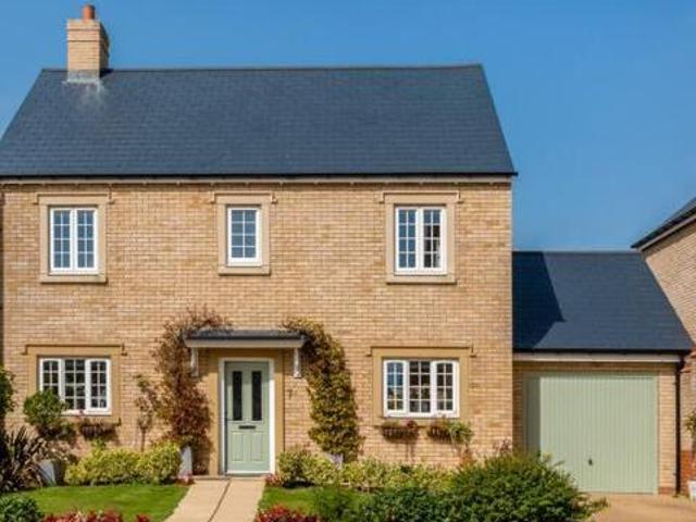 House for sale in Cotswold Gate, West Oxfordshire