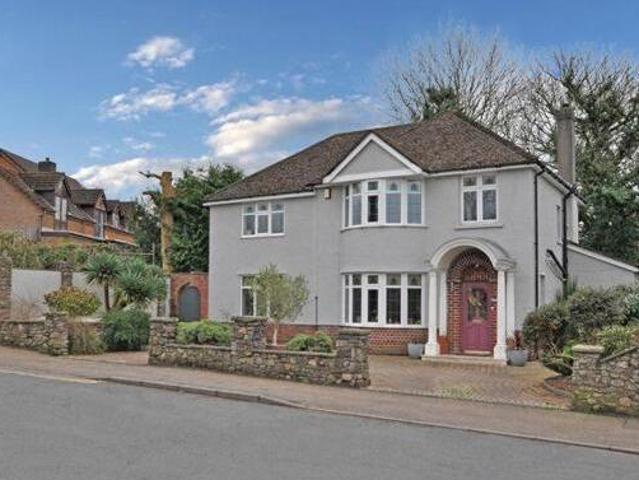 House for sale in Newport