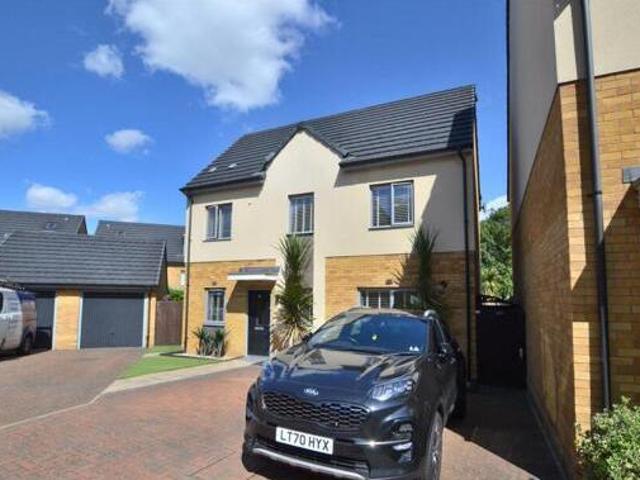 House for sale in Pin Green Industrial Area, Shephall