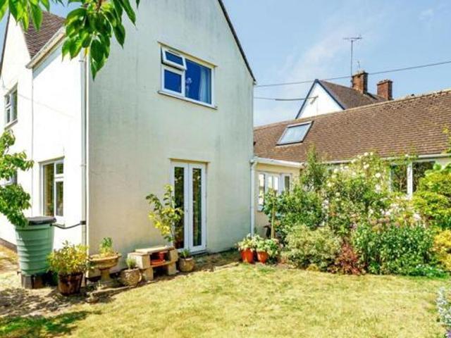 House for sale in Stratton, Cotswold