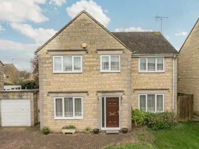 House for sale in Chesterton, Cotswold