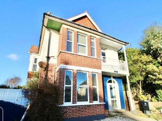 House for sale in Dale Hill, Essex