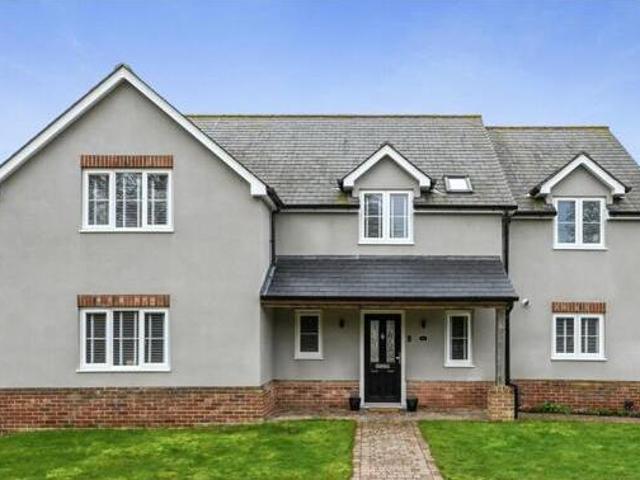 House for sale in Dale Hill, Essex