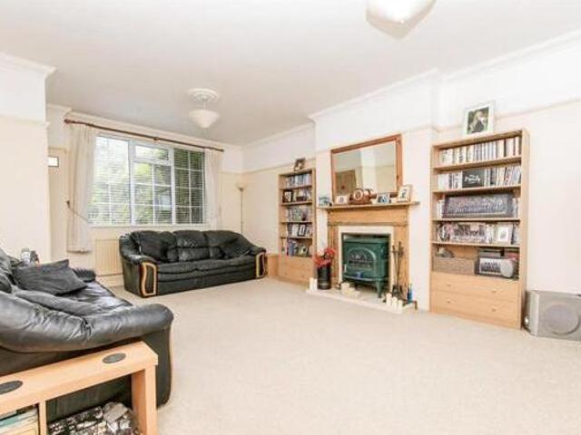 House for sale in Dale Hill, Essex