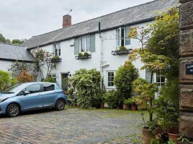 House for rent in Froggatt, East Midlands
