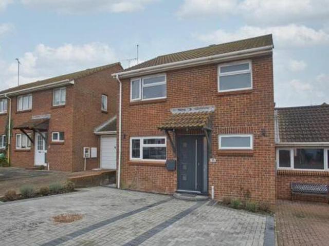 House for sale in Acol, Kent