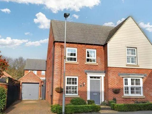House for sale in Coalville, North West Leicestershire