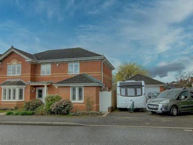 House for sale in Coalville, Leicestershire