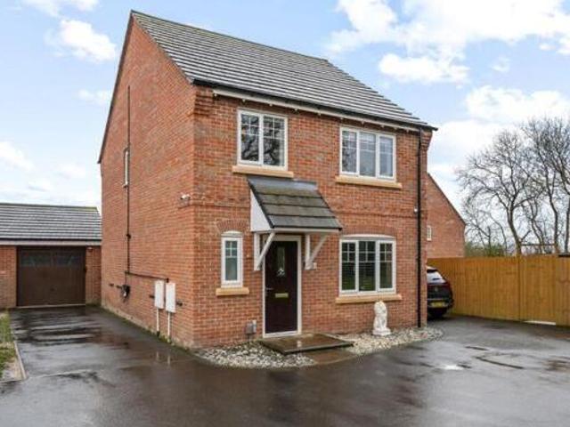 House for sale in Coalville, Leicestershire