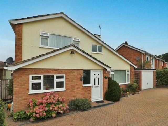House for sale in Highwoods, Fordham Heath