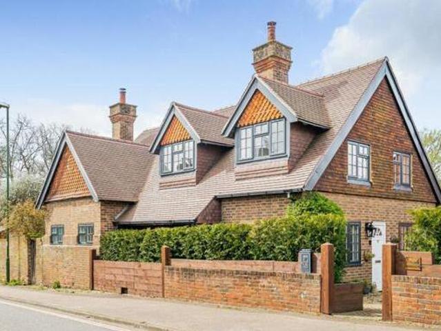House for sale in Lyons, Greater London