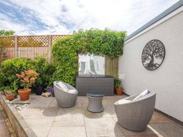 Farm for sale in Feckenham, City Of Bristol
