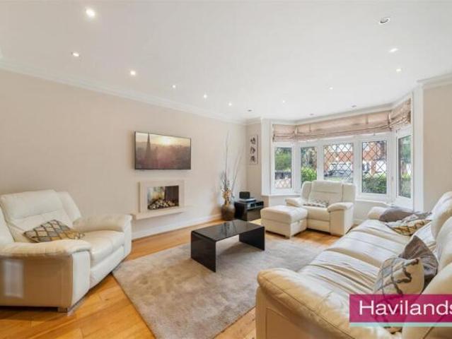 Farm for sale in Enfield, Greater London