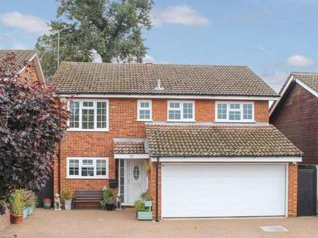 House for rent in Lyons, Greater London