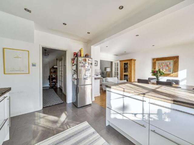 Farm for sale in Kingston Upon Thames, Greater London