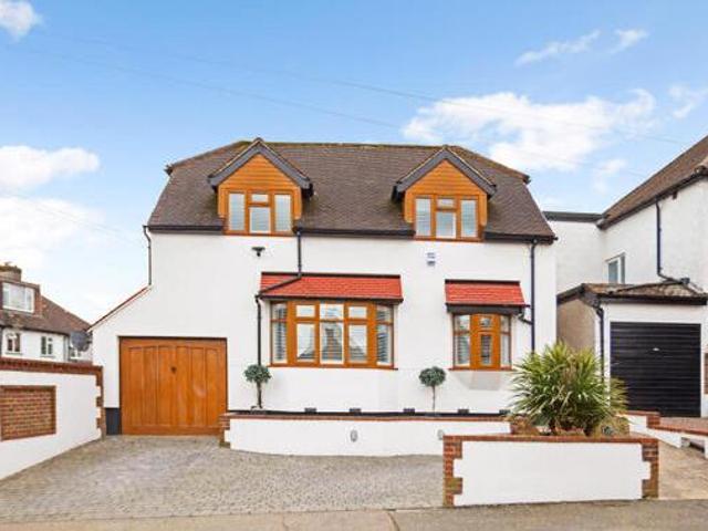 House for sale in Surrey, England