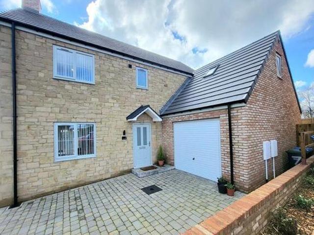 House for sale in Stanley