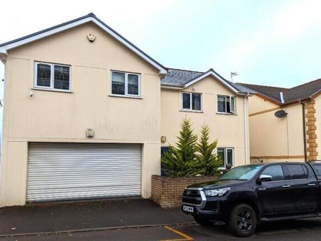 House for sale in City of London, Greater London