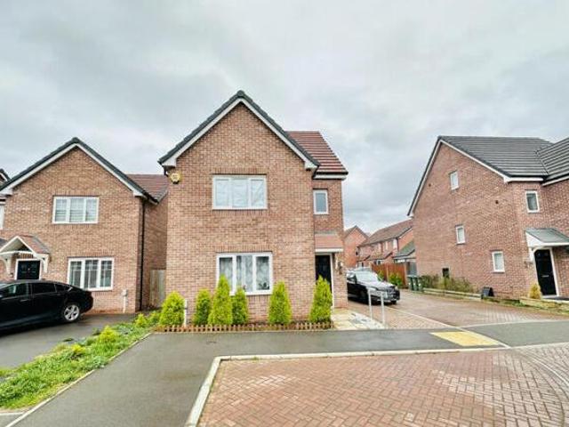 House for sale in Ernesford Grange, West Midlands
