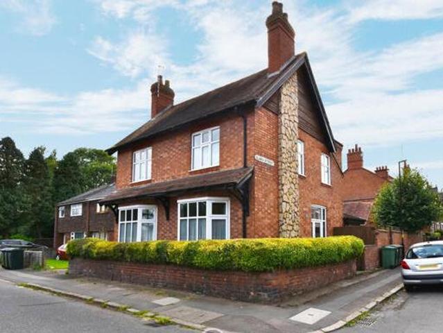 House for sale in Ball Hill, West Midlands
