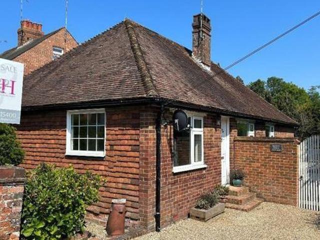 House for sale in Cranbrook & Sissinghurst, Sandown Park